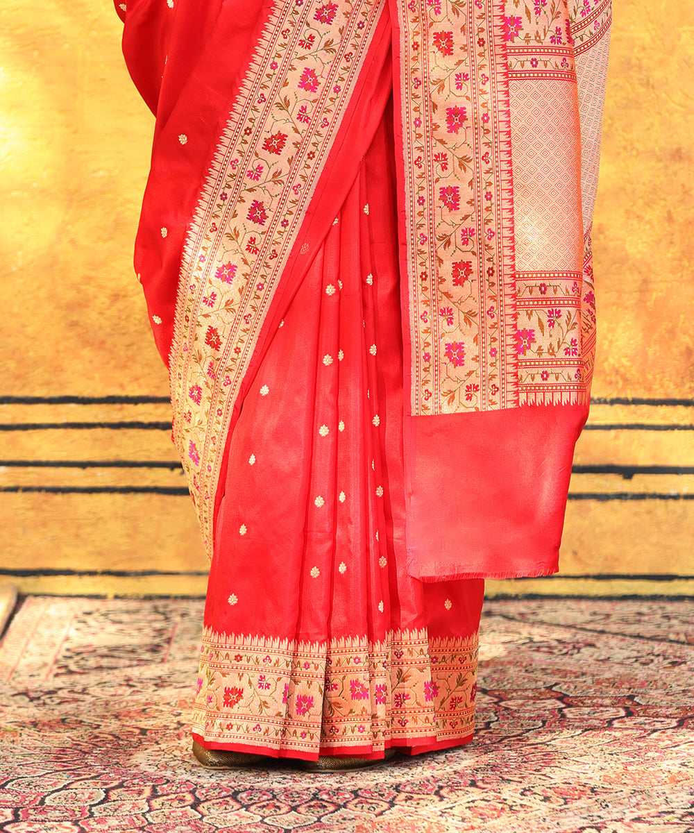 Handloom_Red_Pure_Katan_Silk_Banarasi_Saree_With_Paithani_Meenakari_Border_WeaverStory_04