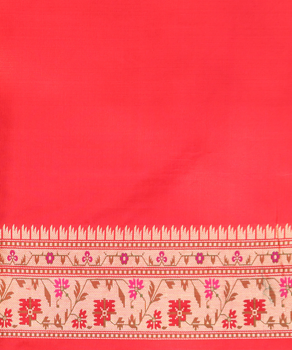 Handloom_Red_Pure_Katan_Silk_Banarasi_Saree_With_Paithani_Meenakari_Border_WeaverStory_05
