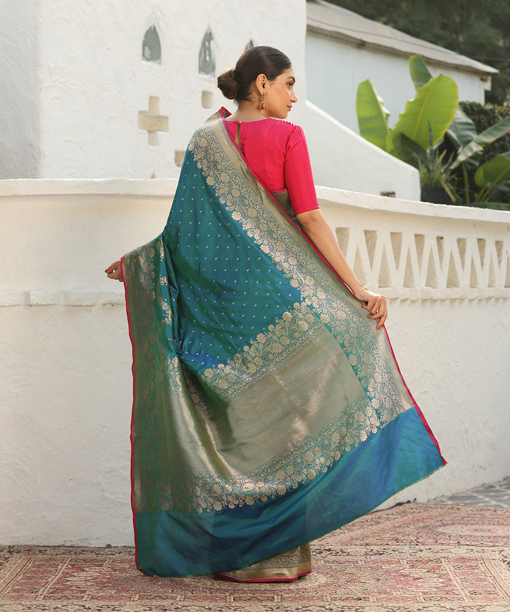 Handloom_Peacock_Blue_Dual_Tone_Pure_Katan_Silk_Banarasi_Saree_With_Plum_Selvedge_WeaverStory_03