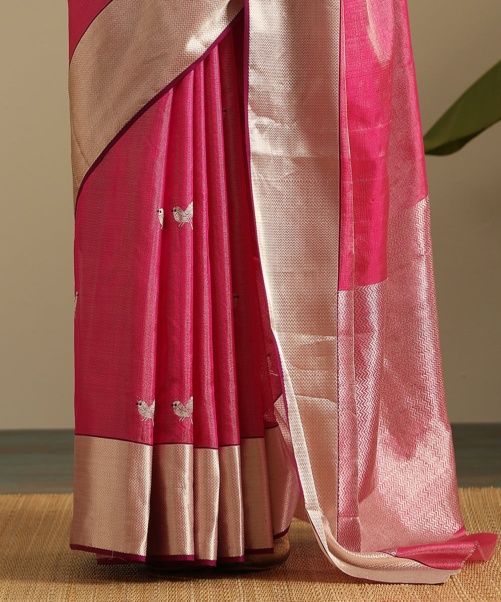 Handloom_Pink_Pure_Tissue_Chanderi_Saree_With_Twin_Bird_Motifs_And_Broad_Zari_Border_WeaverStory_05