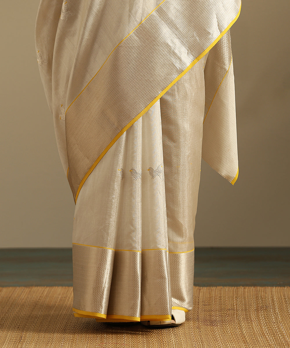 White_And_Silver_Handloom_Pure_Tissue_Chanderi_Saree_With_Twin_Bird_Motifs_And_Broad_Zari_Border_WeaverStory_05