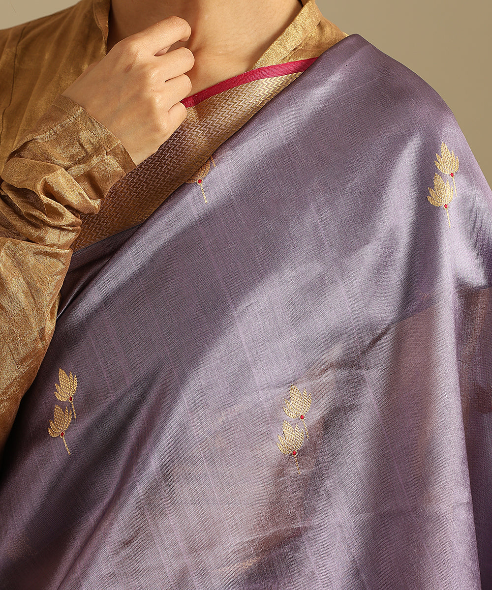 Handloom_Purple_Pure_Silk_Chanderi_Saree_With_Twin_Flower_Motifs_And_Zari_Border_WeaverStory_04