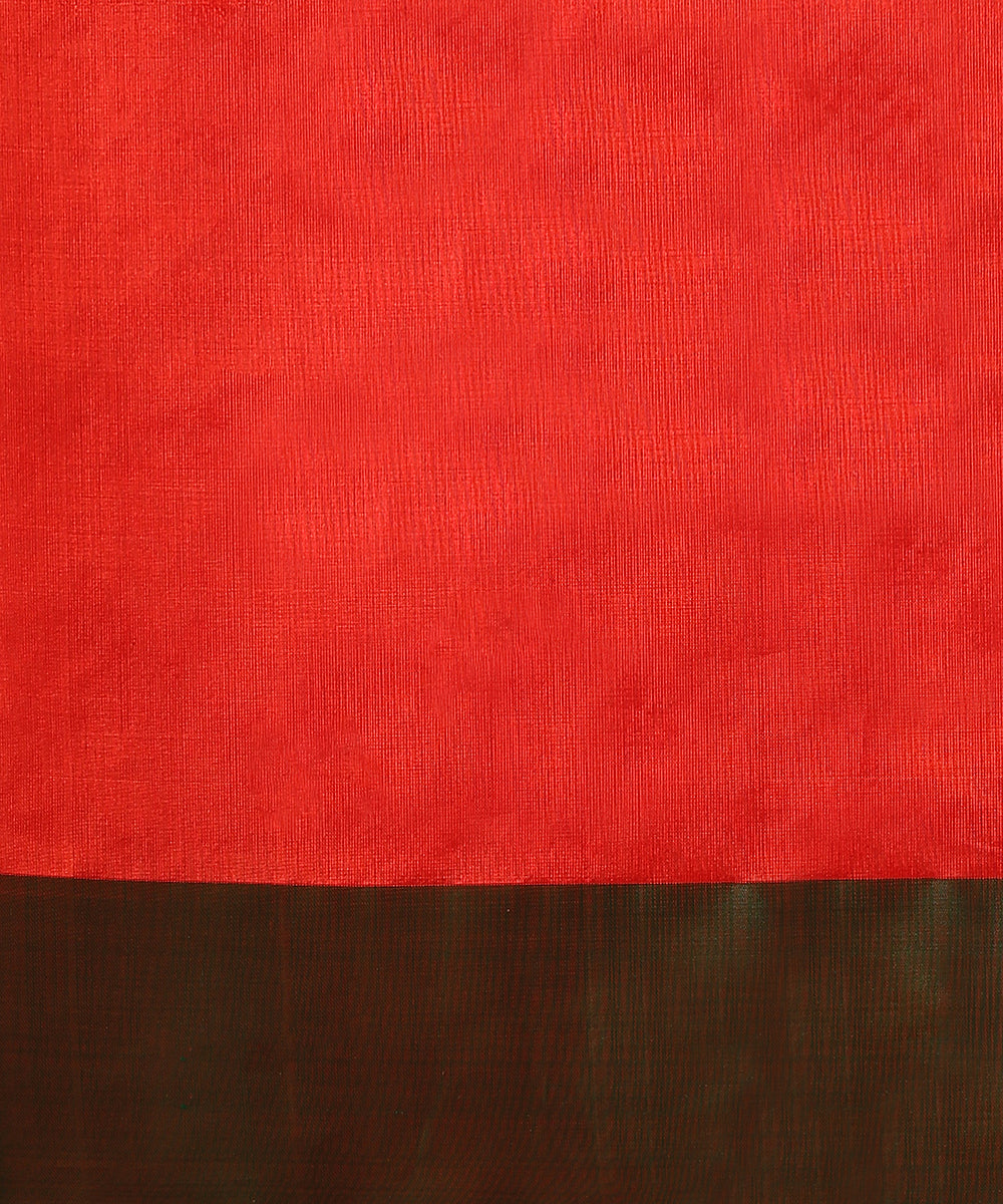 Handloom_Red_Pure_Silk_Chanderi_Saree_With_Marigold_Boota_And_Green_Border_WeaverStory_06