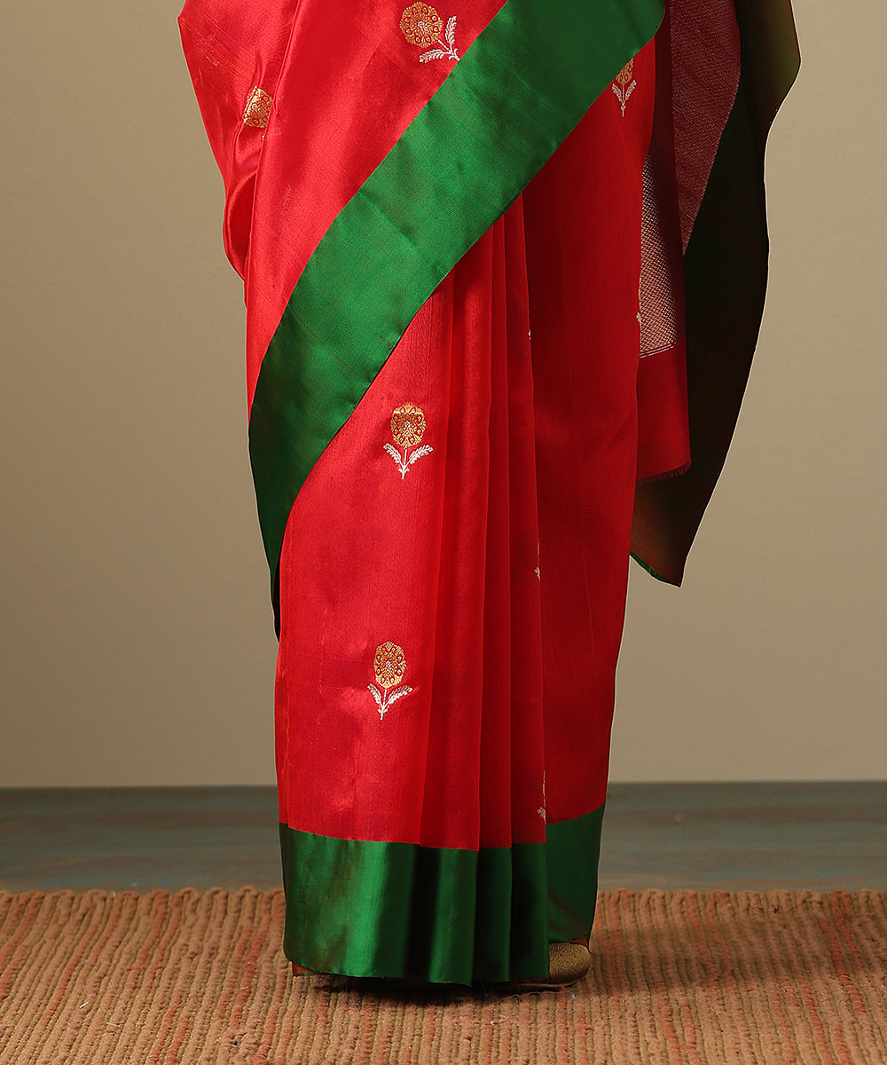 Red_Handloom_Pure_Silk_Chanderi_Saree_With_Marigold_Boota_And_Green_Mashroo_Silk_Border_WeaverStory_05