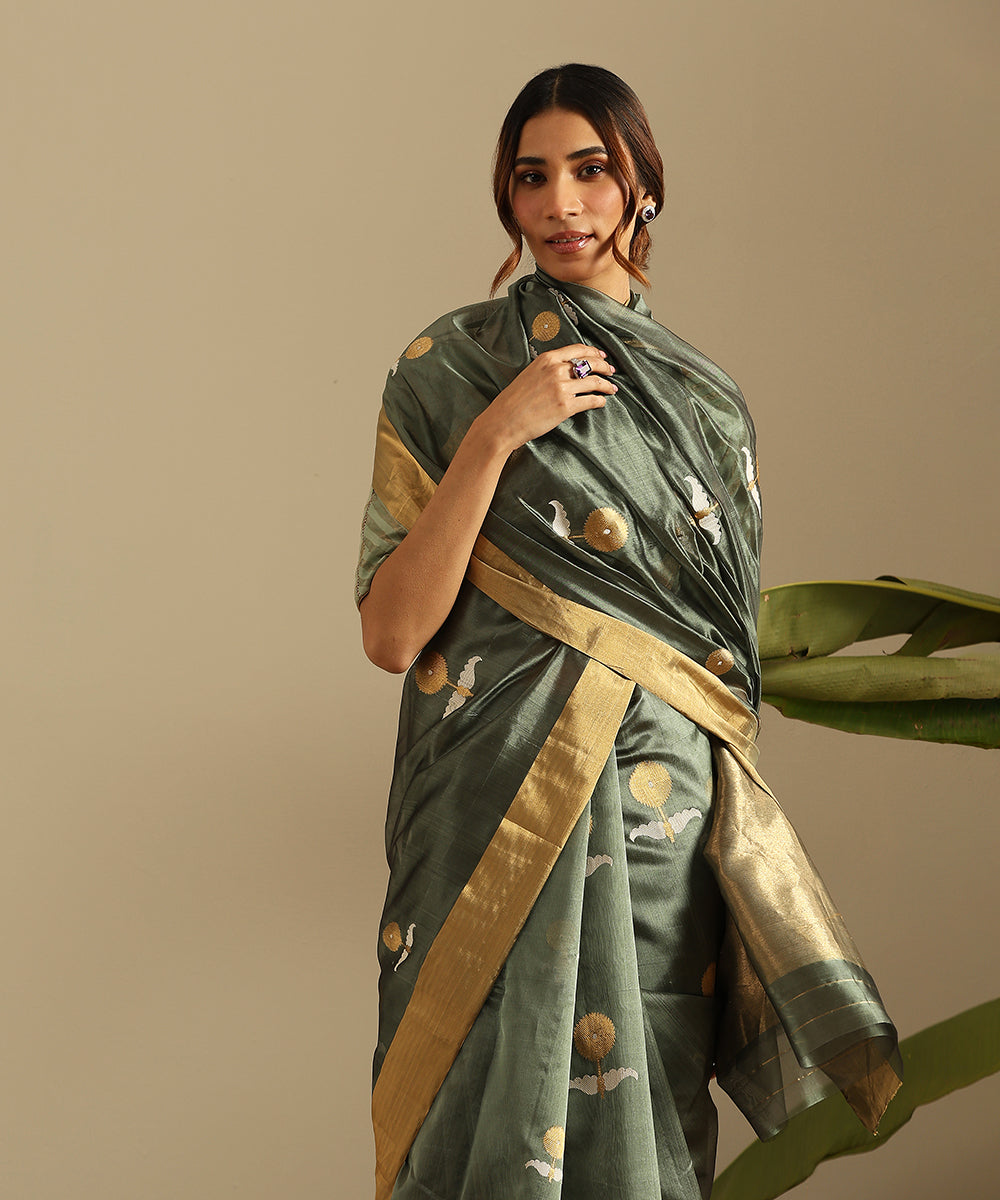 Handloom_Olive_Green_Pure_Silk_Chnaderi_Saree_With_Sunflower_Motifs_And_Zari_Border_WeaverStory_01