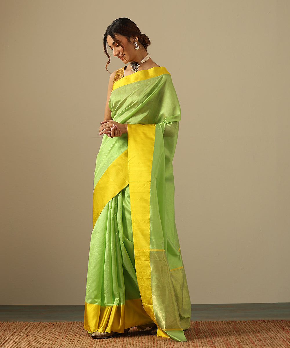 Handloom_Neon_Green_Pure_Silk_Chanderi_Saree_With_Yellow_Mashroo_Border_WeaverStory_02