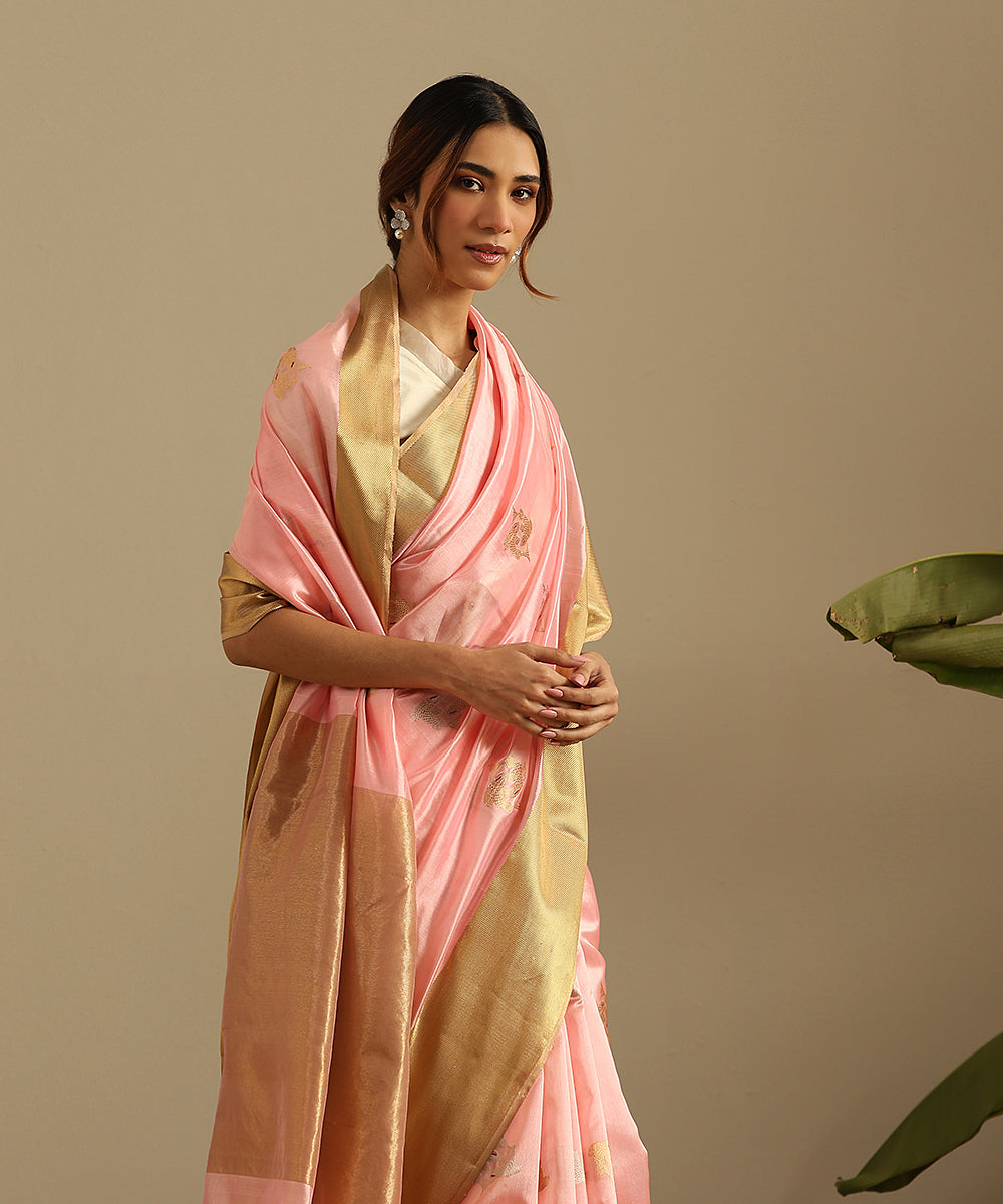 Pink_Handloom_Pure_Silk_Chanderi_Saree_With_Twin_Fishes_And_Woven_Zari_Border_WeaverStory_01
