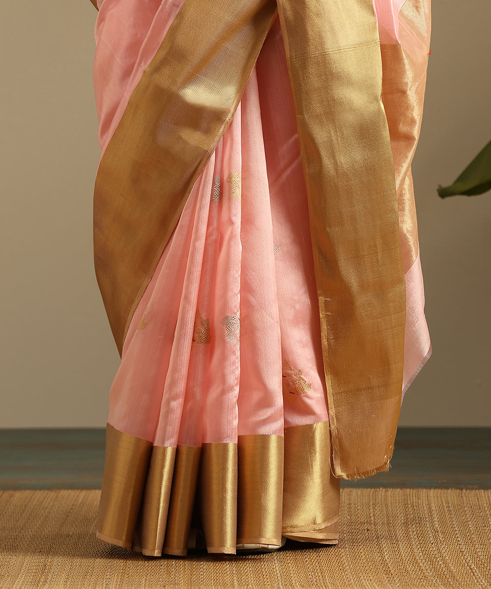 Pink_Handloom_Pure_Silk_Chanderi_Saree_With_Twin_Fishes_And_Woven_Zari_Border_WeaverStory_04