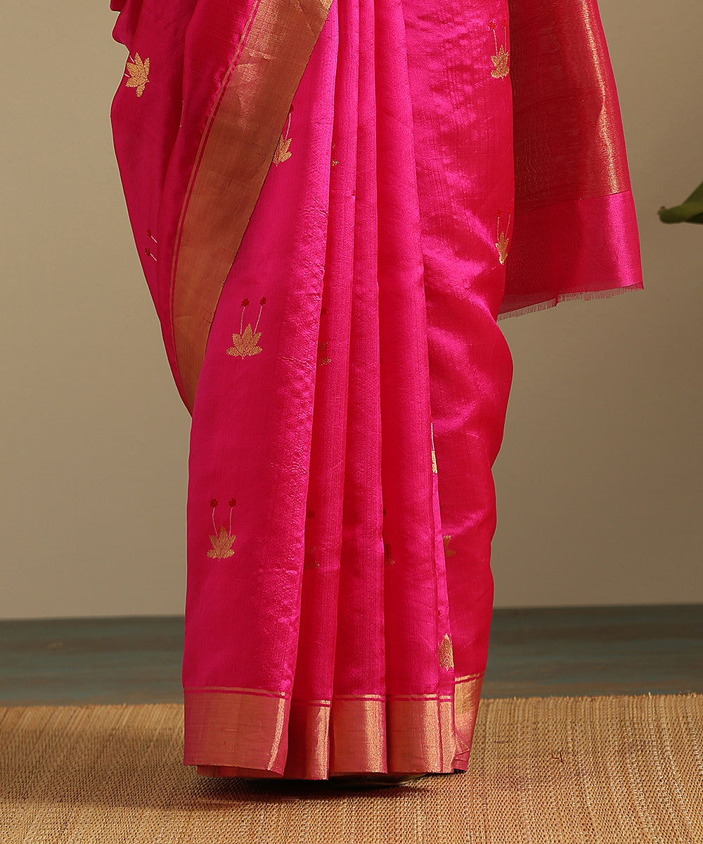 Handloom_Pink_Pure_Silk_Chanderi_Saree_With_Floral_Motif_And_Gold_Zari_Border_WeaverStory_05