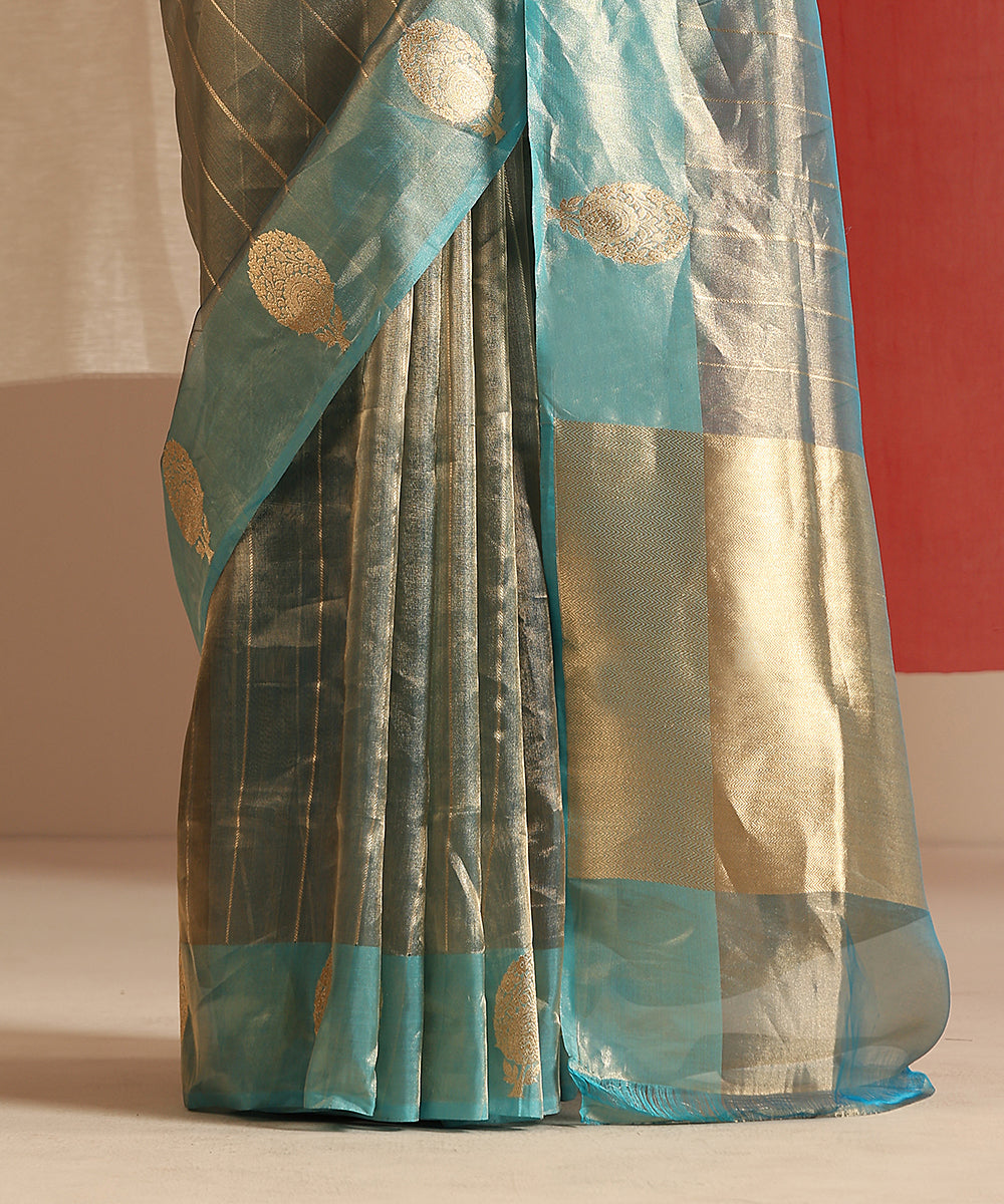 Handloom_Aqua_And_Gold_Pure_Tissue_Silk_Banarasi_Saree_With_Kadhwa_Boota_WeaverStory_04