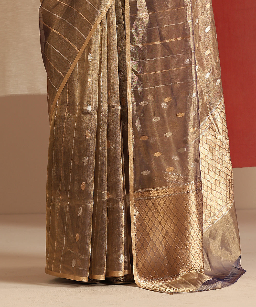 Handloom_Blue_And_Gold_Pure_Tissue_Silk_Banarasi_Saree_With_Kadhwa_Boota_WeaverStory_04
