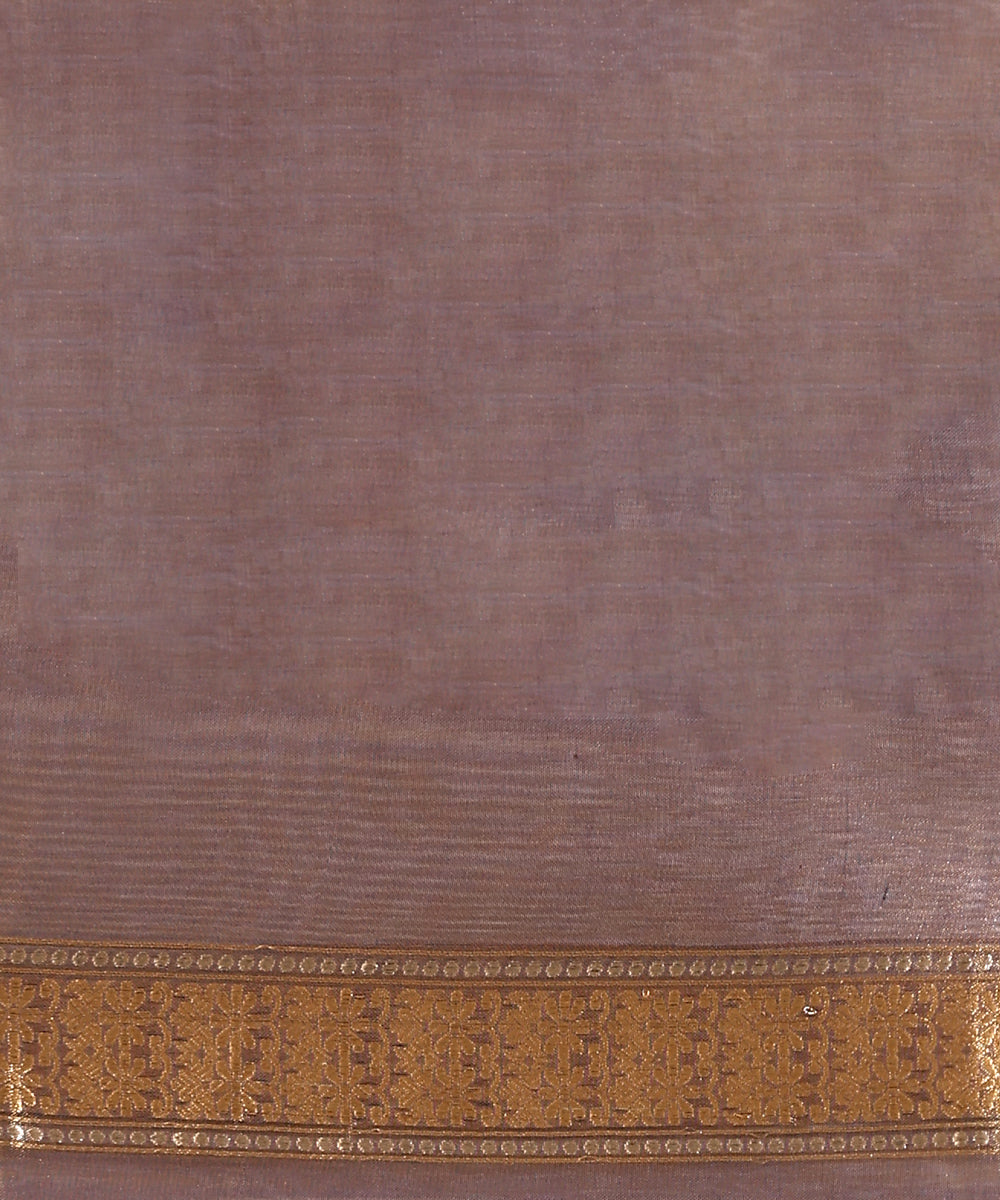 Handloom_Blue_And_Gold_Pure_Tissue_Silk_Banarasi_Saree_With_Kadhwa_Boota_WeaverStory_05