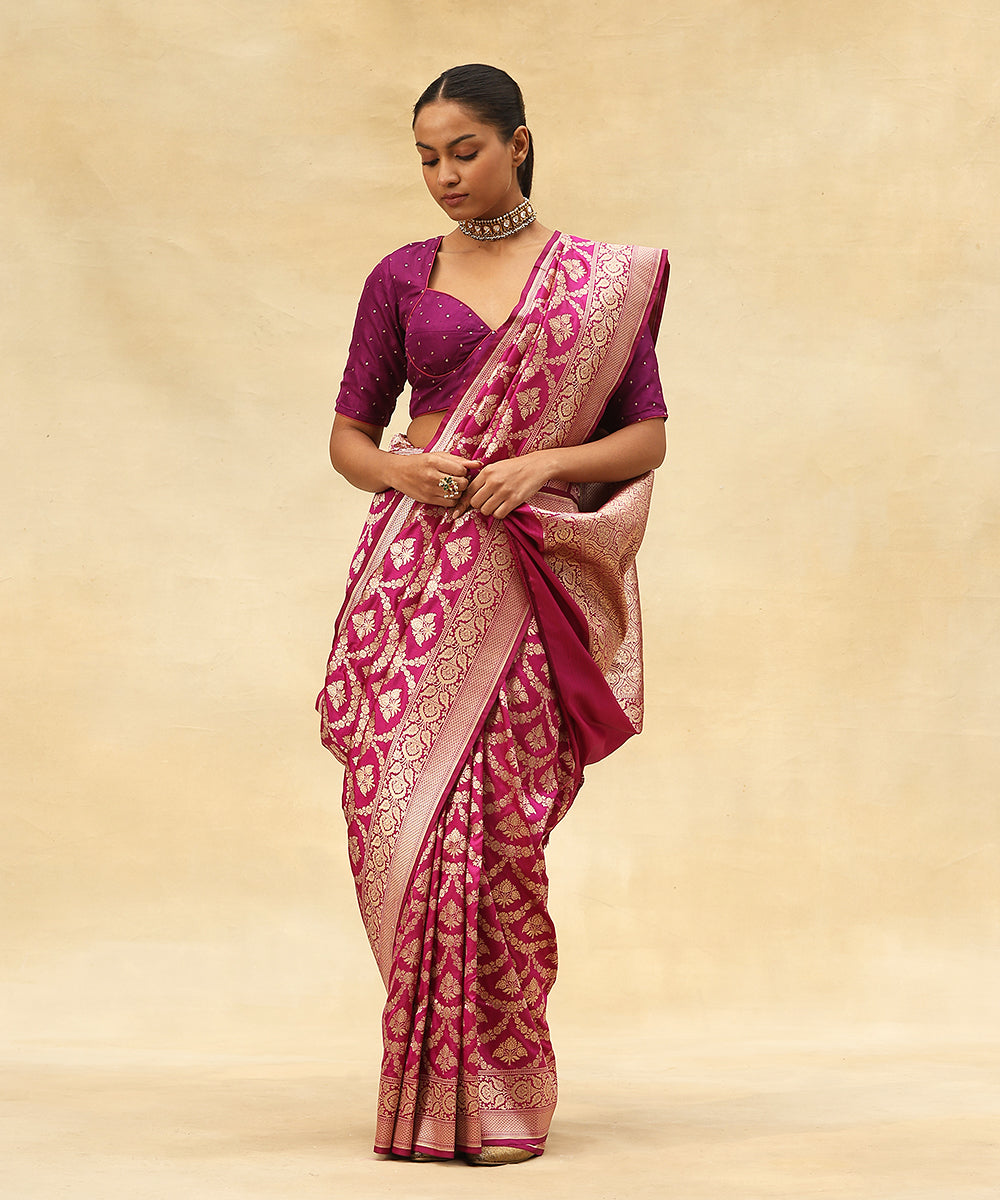 Plum_Pure_Katan_Silk_Handloom_Banarasi_Saree_With_All_Over_Zari_Jaal_In_Cutwork_Weave_WeaverStory_02