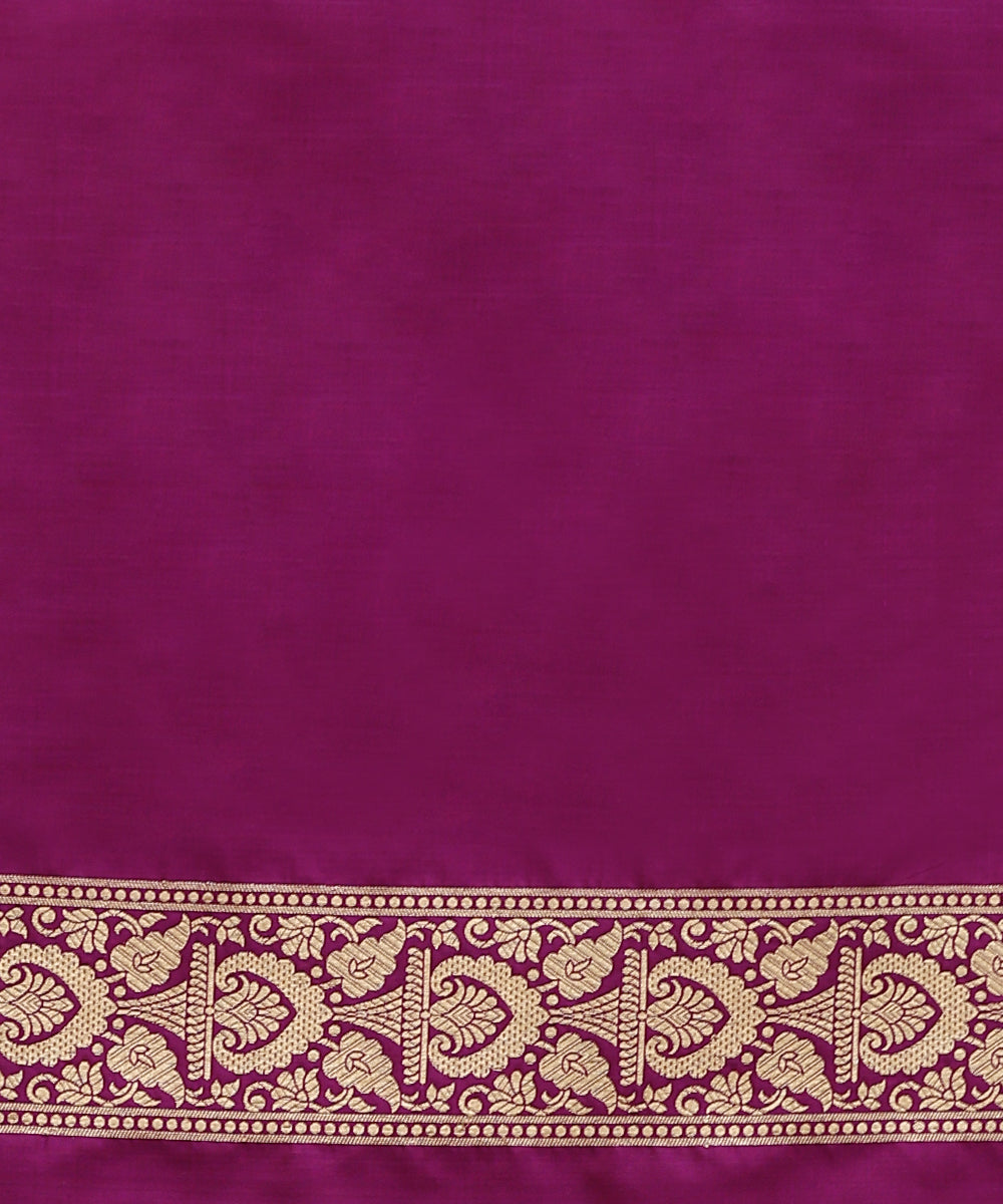 Purple_Pure_Katan_Silk_Handloom_Banarasi_Saree_With_All_Over_Zari_Jaal_In_Cutwork_Weave_WeaverStory_05