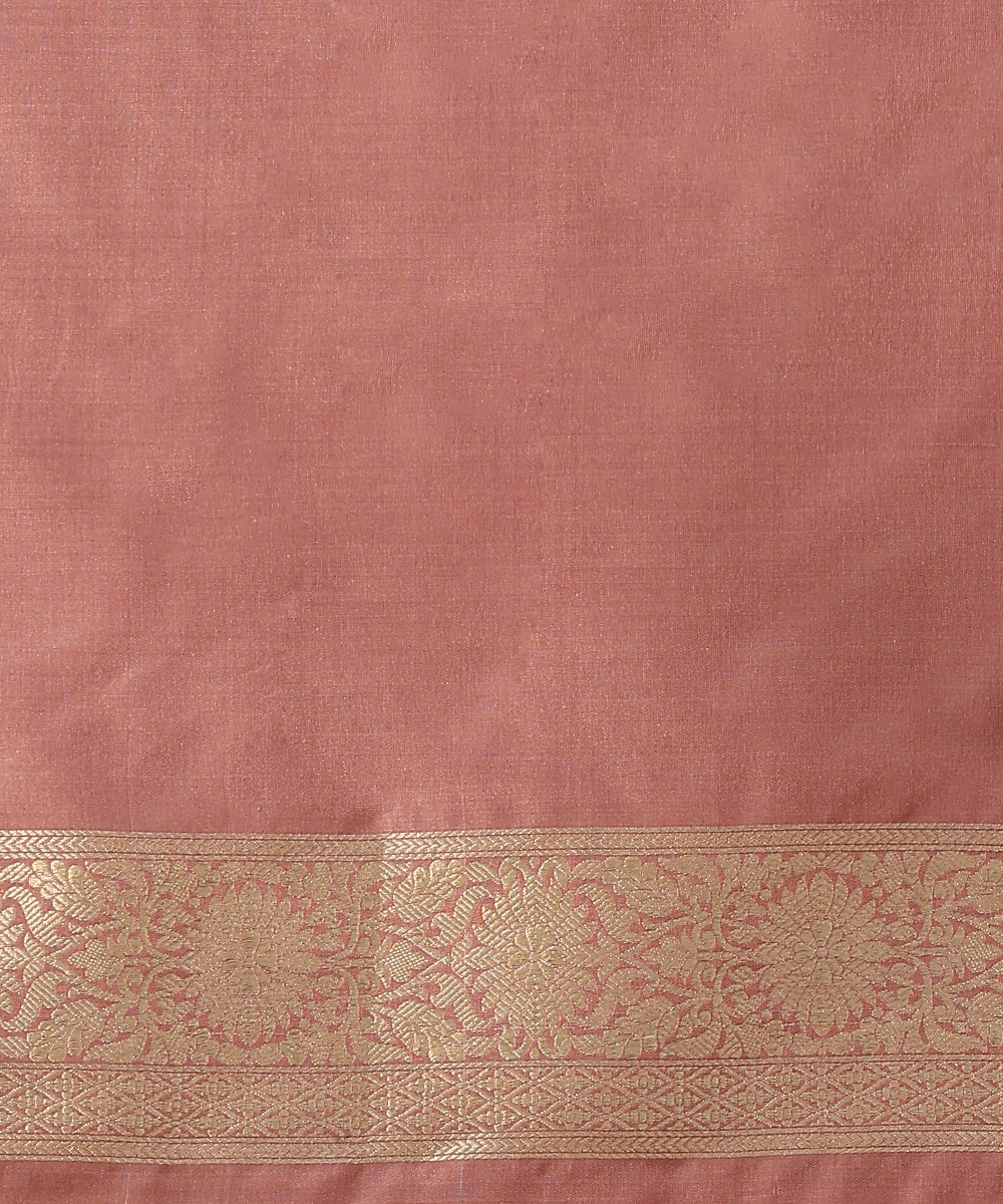 Handloom_Old_Rose_Pink_Pure_Katan_Silk_Banarasi_Saree_With_All_Over_Floral_Zari_Jaal_WeaverStory_05