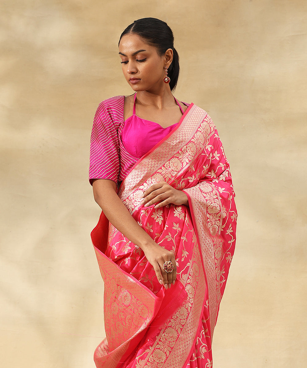 Handloom_Candy_Pink_Pure_Katan_Silk_Banarasi_Saree_With_Zari_Jaal_And_Leaves_WeaverStory_01