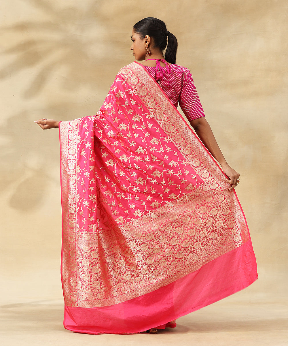 Handloom_Candy_Pink_Pure_Katan_Silk_Banarasi_Saree_With_Zari_Jaal_And_Leaves_WeaverStory_03