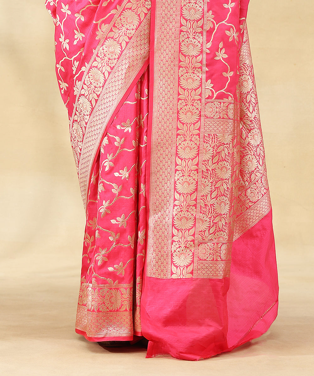 Handloom_Candy_Pink_Pure_Katan_Silk_Banarasi_Saree_With_Zari_Jaal_And_Leaves_WeaverStory_04