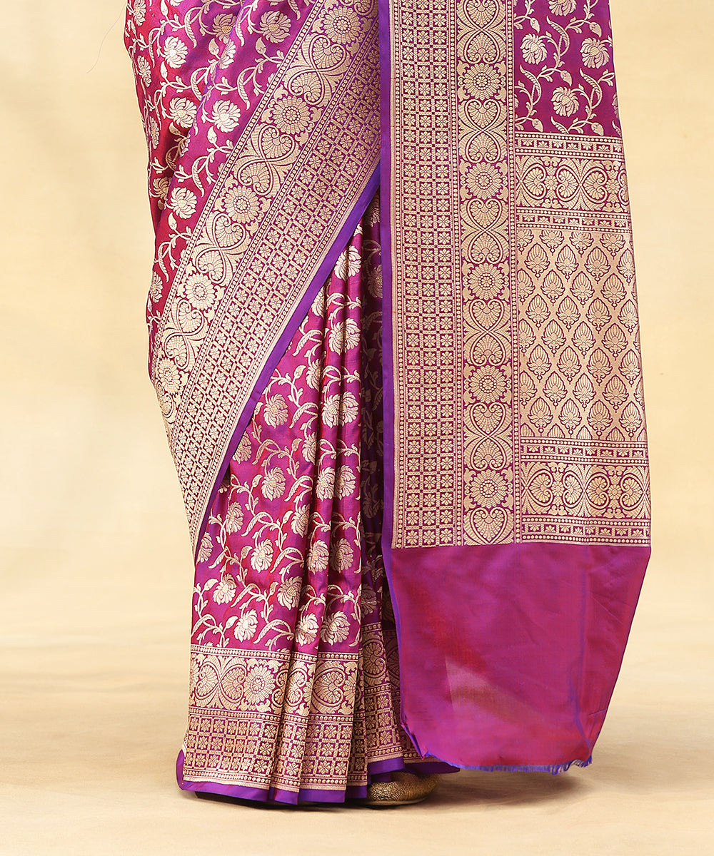 Handloom_Purple_Pure_Katan_Silk_Banarasi_Saree_With_Zari_Jaal_And_Flowers_WeaverStory_04