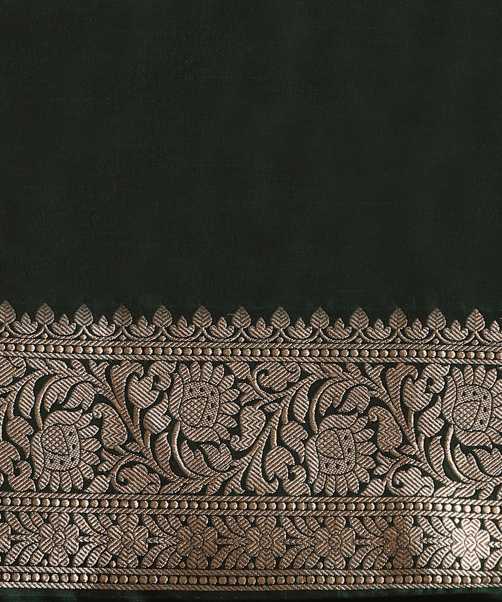 Bottle_Green_Handloom_Pure_Katan_Silk_Jangla_Banarasi_Saree_With_Cutwork_Weave_WeaverStory_05