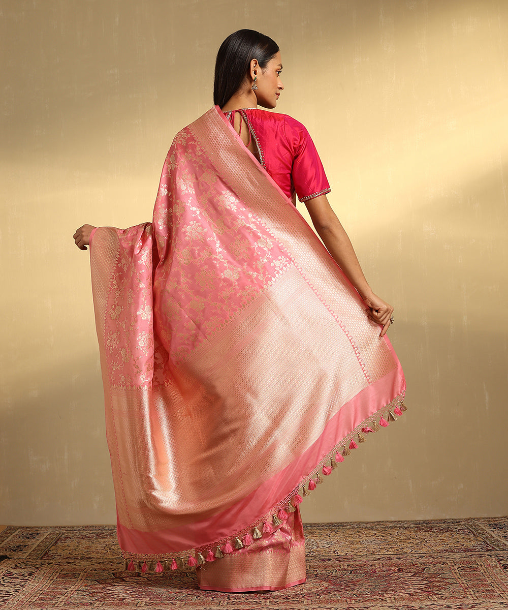 Handloom_Light_Pink_Pure_Katan_Silk_Jangla_Banarasi_Saree_With_Cutwork_Weave_WeaverStory_03