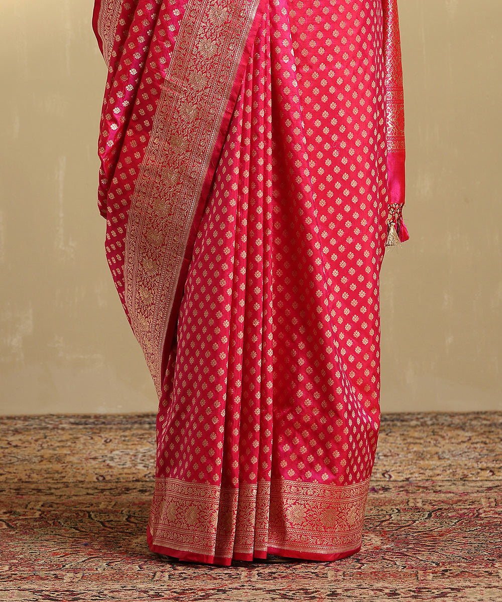 Handloom_Pink_Pure_Katan_Silk_Jangla_Banarasi_Saree_With_Cutwork_Booti_WeaverStory_04