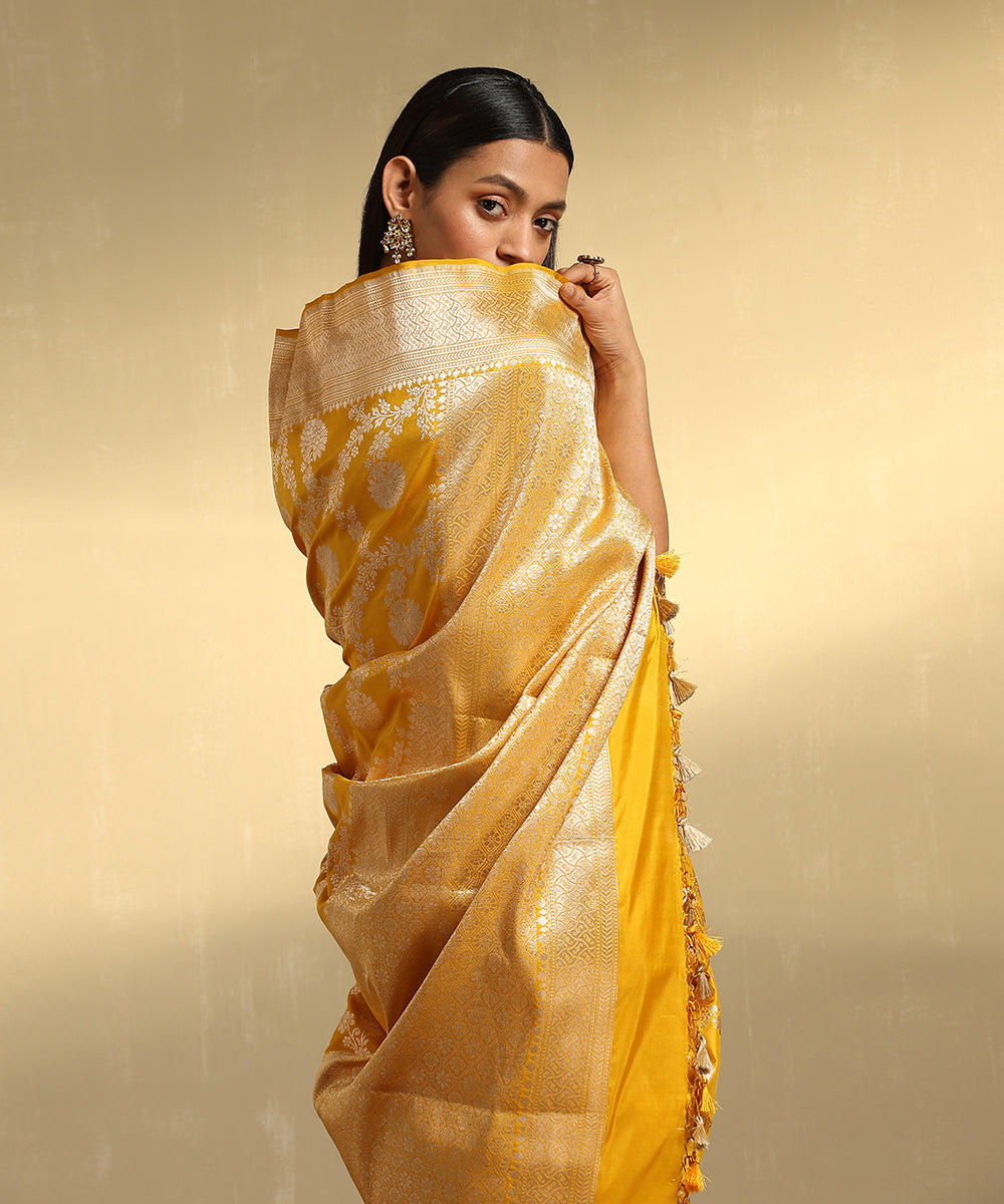 Handloom_Mustard_Pure_Katan_Silk_Jangla_Banarasi_Saree_With_Cutwork_Weave_WeaverStory_02