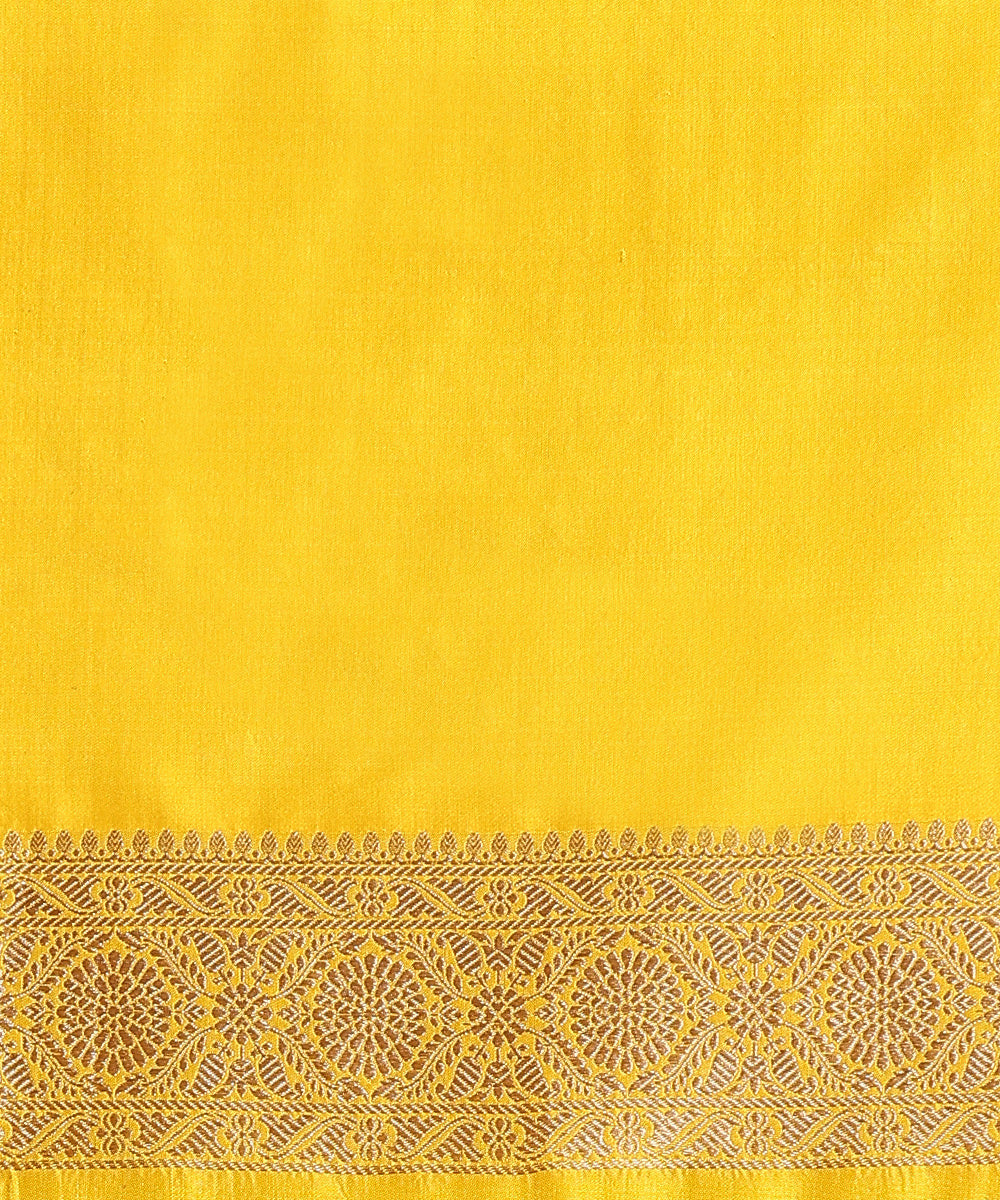 Handloom_Mustard_Pure_Katan_Silk_Jangla_Banarasi_Saree_With_Meenakari_WeaverStory_05