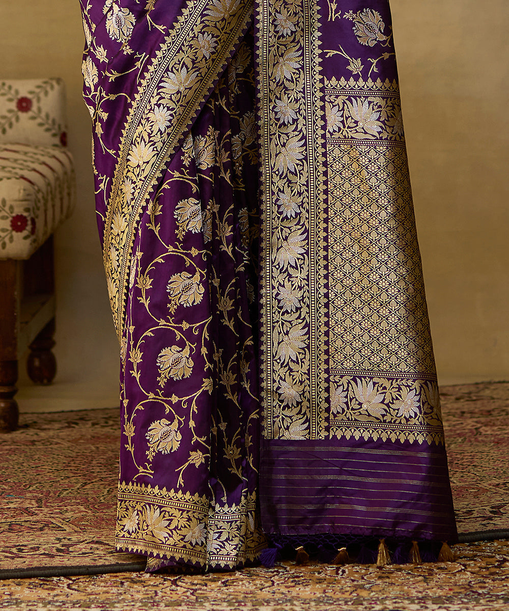 Handloom_Purple_Pure_Katan_Silk_Kadhwa_Banarasi_Saree_With_Gold_And_Silver_Zari_WeaverStory_04