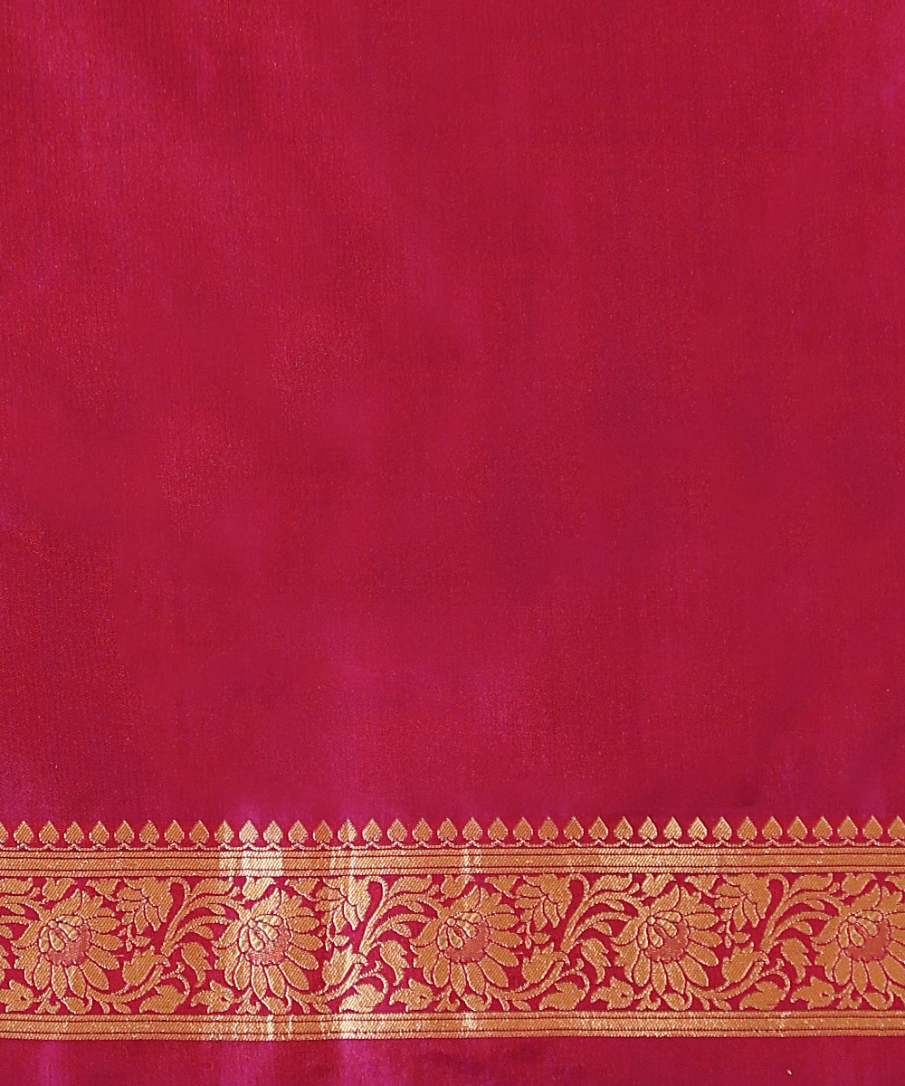 Handloom_Plum_Pure_Katan_Silk_Banarasi_Saree_With_Zari_Booti_In_Cutwork_Weave_WeaverStory_05