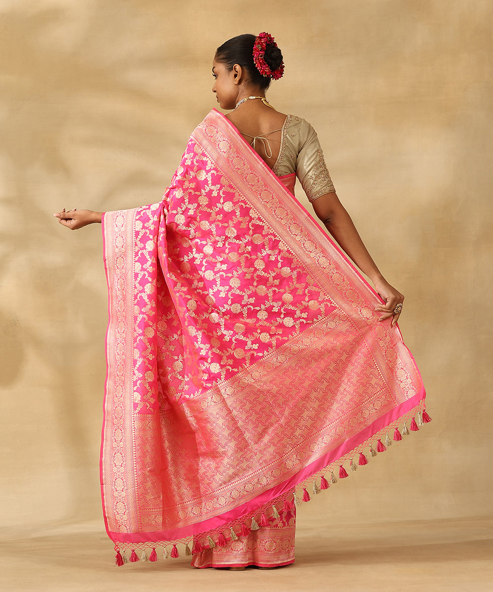 Candy_Pink_Handloom_Pure_Katan_Silk_Banarasi_Saree_With_Champagne_Gold_Zari_Cutwork_Floral_Jaal_WeaverStory_03