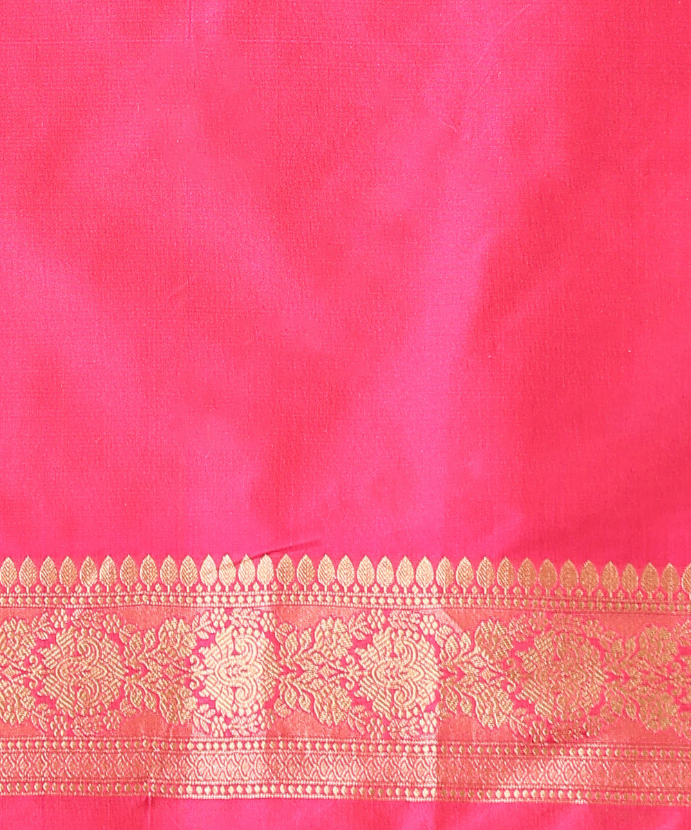 Candy_Pink_Handloom_Pure_Katan_Silk_Banarasi_Saree_With_Champagne_Gold_Zari_Cutwork_Floral_Jaal_WeaverStory_05
