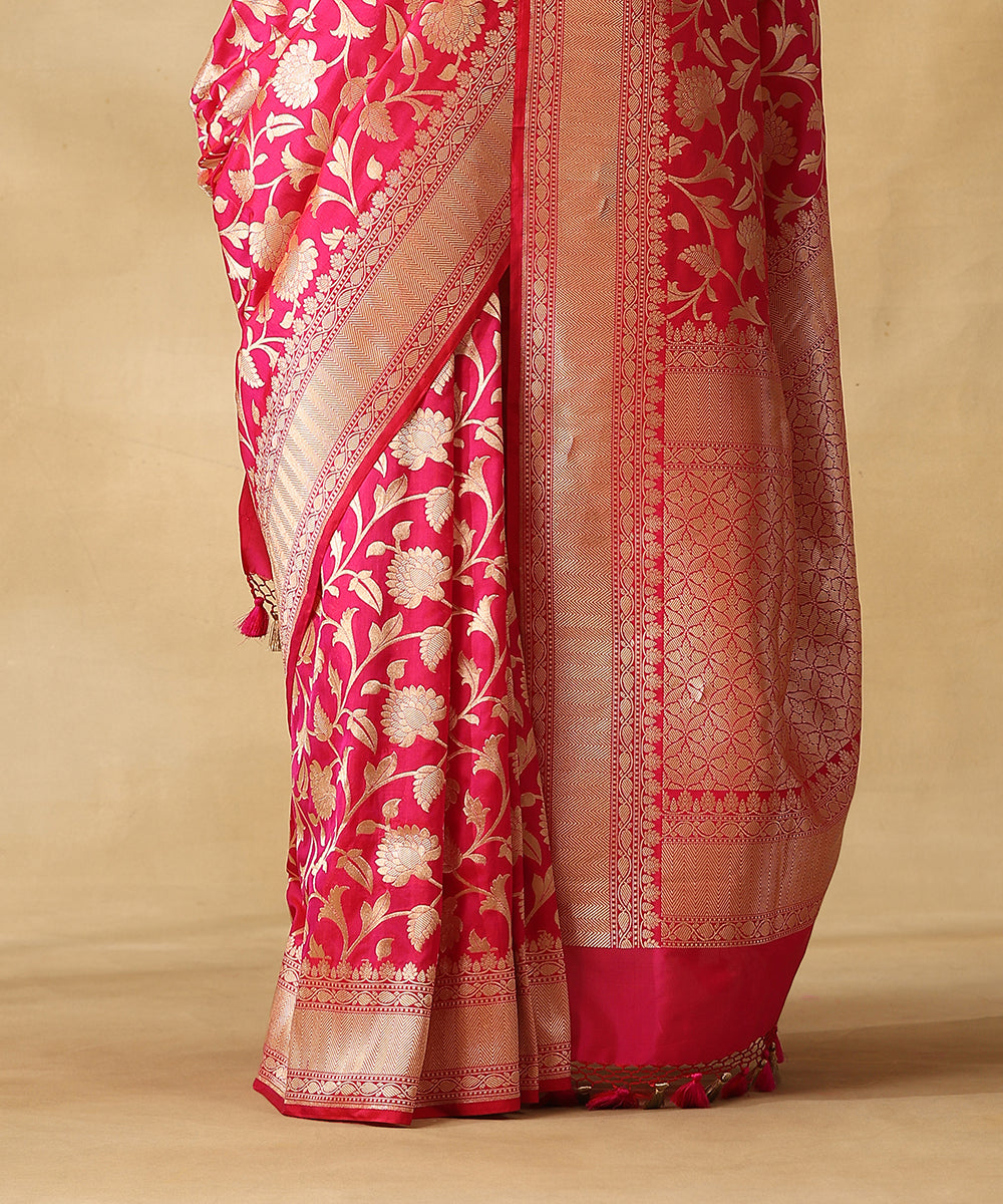 Handloom_Hot_Pink_Pure_Katan_Silk_Banarasi_Saree_With_Champagne_Gold_Zari_Cutwork_Floral_Jaal_WeaverStory_05