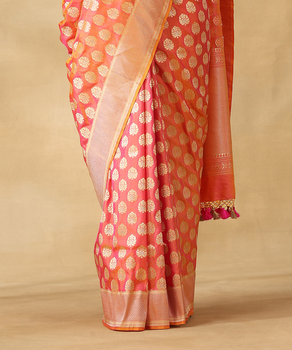Peach_And_Pink_Handloom_Pure_Katan_Silk_Banarasi_Saree_With_Gold_Zari_Floral_Booti_WeaverStory_04