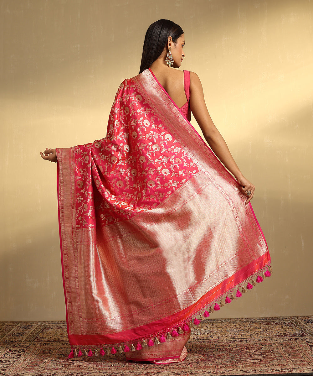 Hot_Pink_Handloom_Pure_Katan_Silk_Jangla_Banarasi_Saree_With_Red_Meenakari_WeaverStory_03