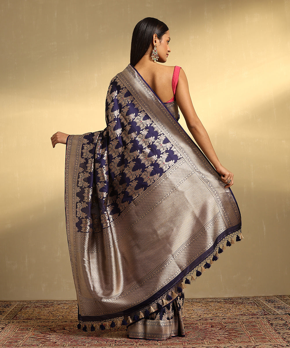 Handloom_Ink_Blue_Pure_Katan_Silk_Jangla_Banarasi_Saree_With_Gold_And_Silver_Zari_And_Red_Meenakari_WeaverStory_03
