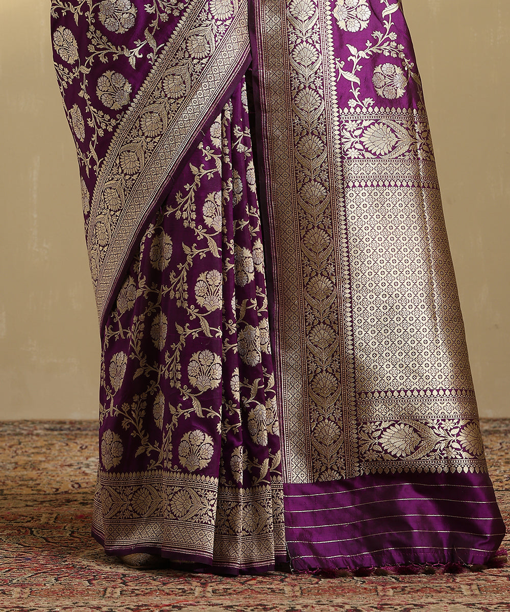 Handloom_Purple_Pure_Katan_Silk_Jangla_Banarasi_Saree_With_Silver_Zari_Meenakari_WeaverStory_04