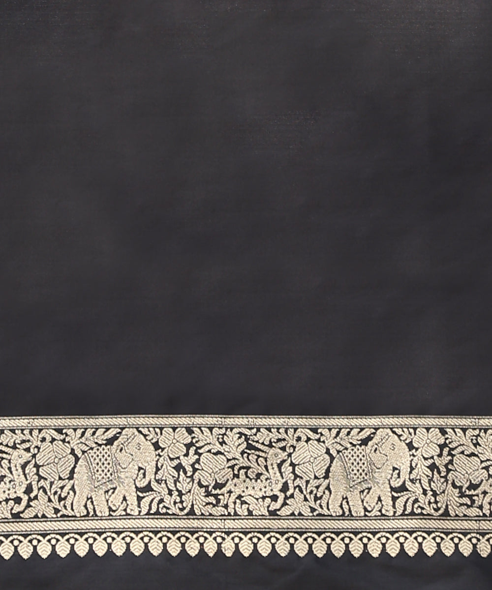 Handloom_Black_Pure_Katan_Silk_Shikargah_Banarasi_Saree_With_Elephants_And_Peacocks_On_Border_WeaverStory_05
