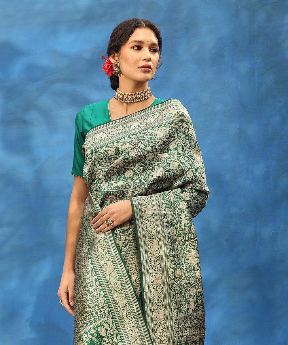 Emerald_Green_Handloom_Pure_Katan_Silk_Banarasi_Shikargah_Saree_In_Kimkhab_Weave_WeaverStory_02