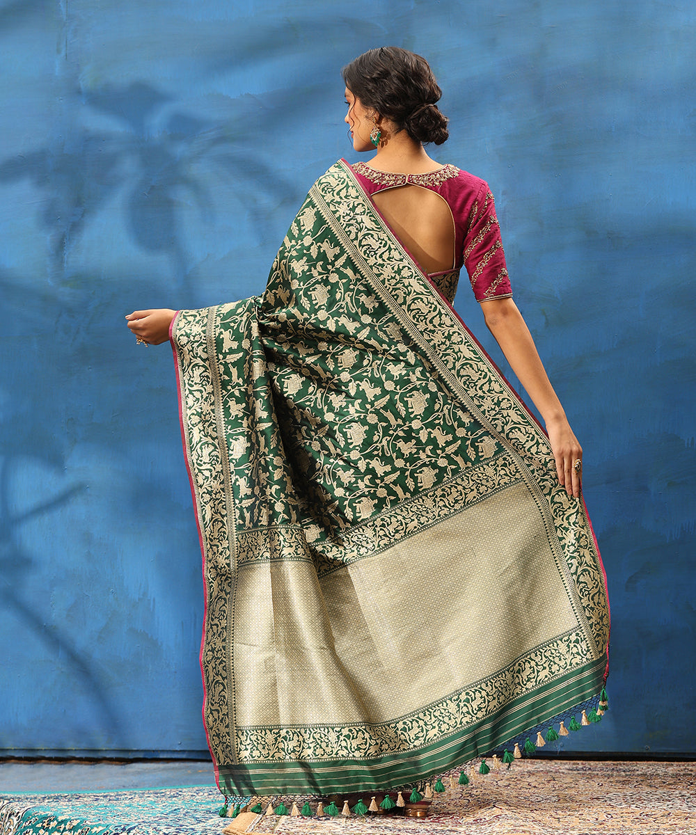 Bottle_Green_Handloom_Pure_Katan_Silk_Shikargah_Banarasi_Saree_With_Kadhwa_Jaal_WeaverStory_03