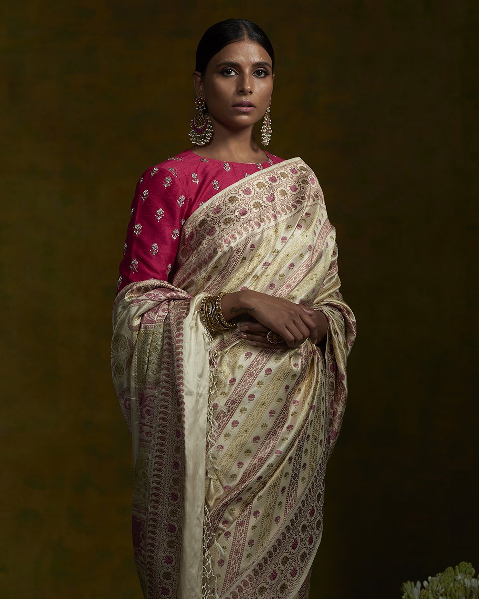 Offwhite_Handloom_Diagonal_Banarasi_Baluchari_Saree_-_National_Award_Winning_Design_WeaverStory_01