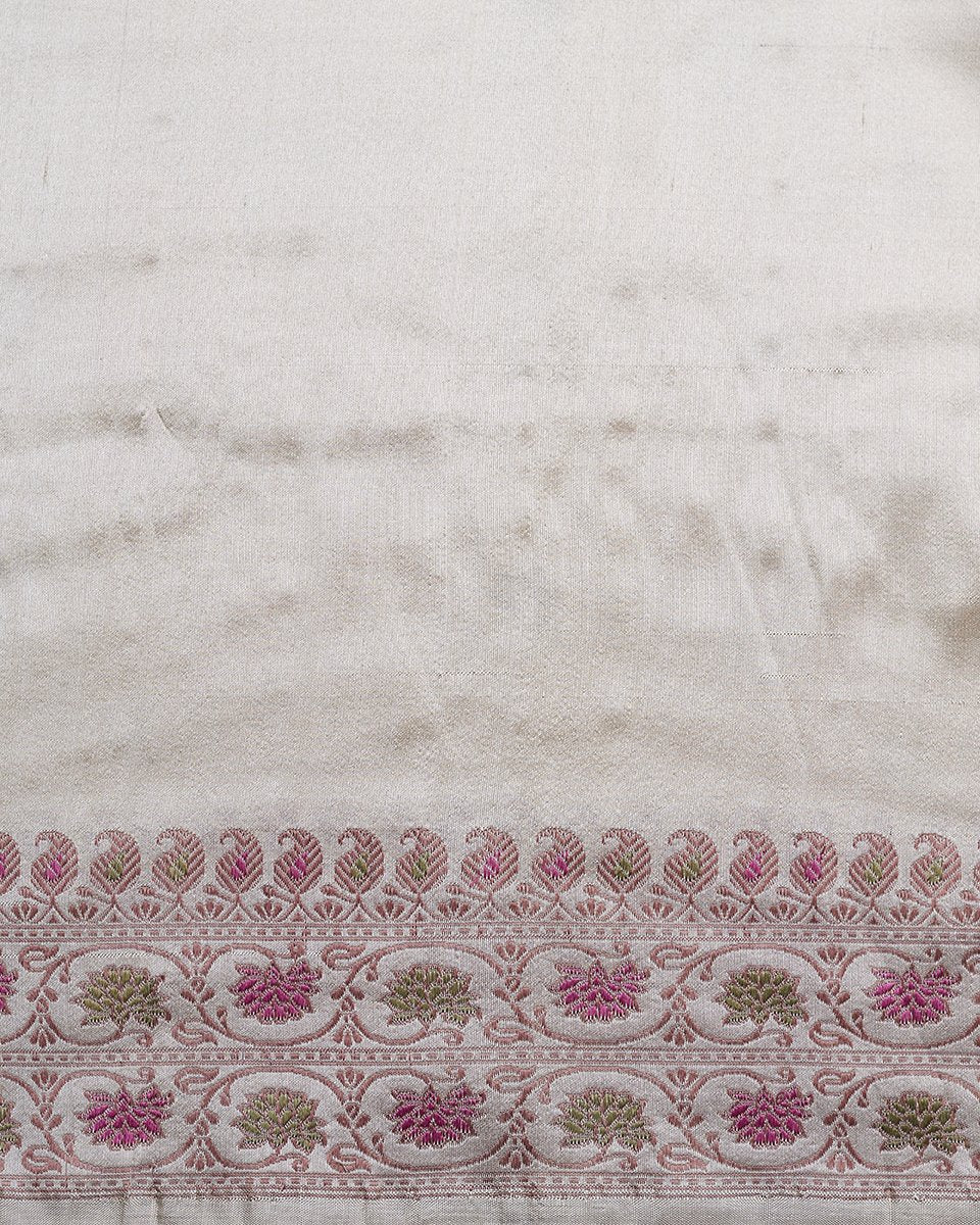 Offwhite_Handloom_Diagonal_Banarasi_Baluchari_Saree_-_National_Award_Winning_Design_WeaverStory_05