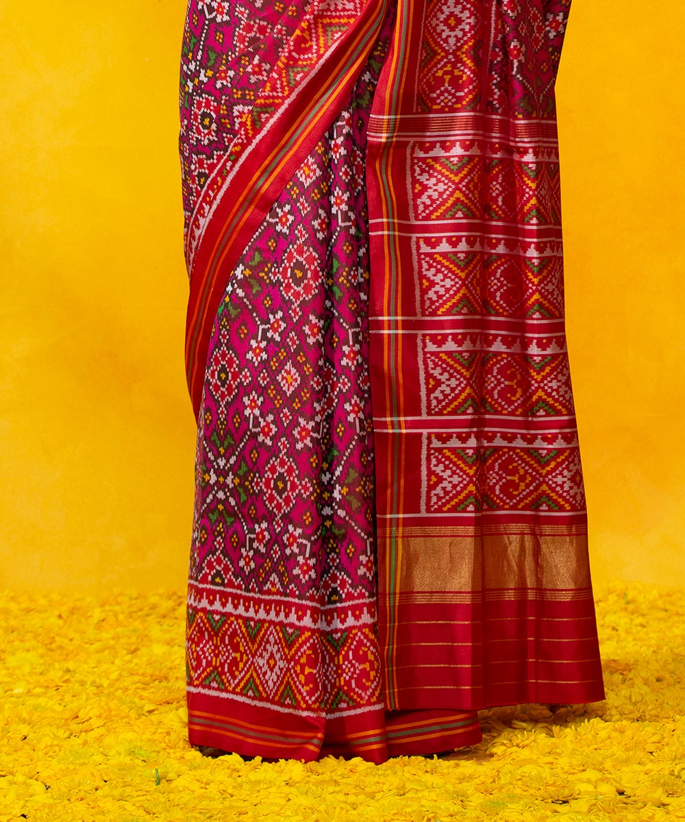 Handloom_Maroon_Single_Ikat_Mulberry_Silk_Patola_Saree_with_Red_Border_WeaverStory_04