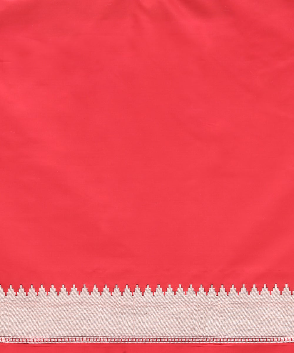 Red_Handloom_Gharchola_Pure_Katan_Silk_Banarasi_Patola_Saree_with_Pink_Selvedge_WeaverStory_05