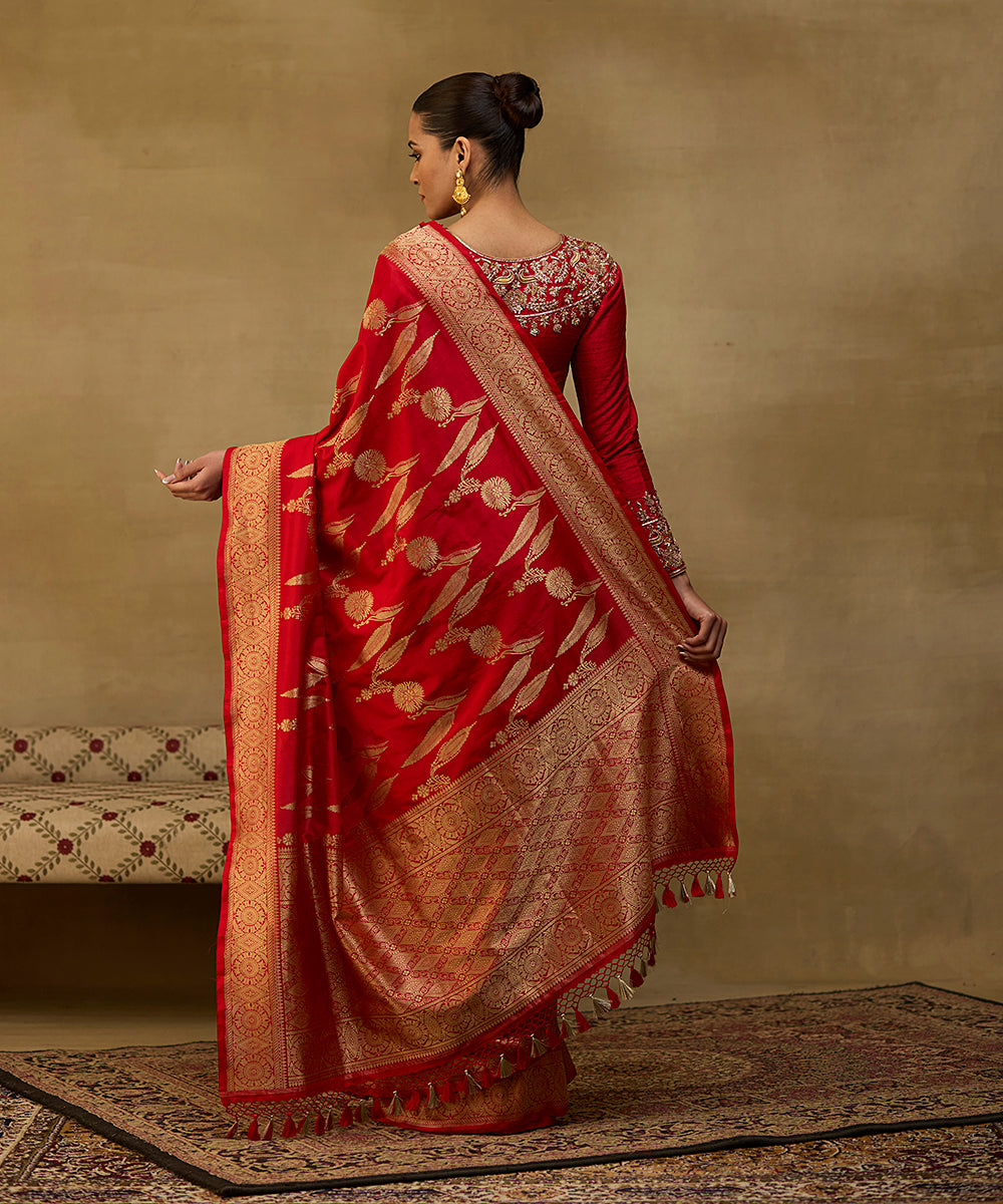 Handloom_Red_Pure_Katan_Silk_Banarsi_Saree_With_Jaal_And_Bhutta_Motif_WeaverStory_03