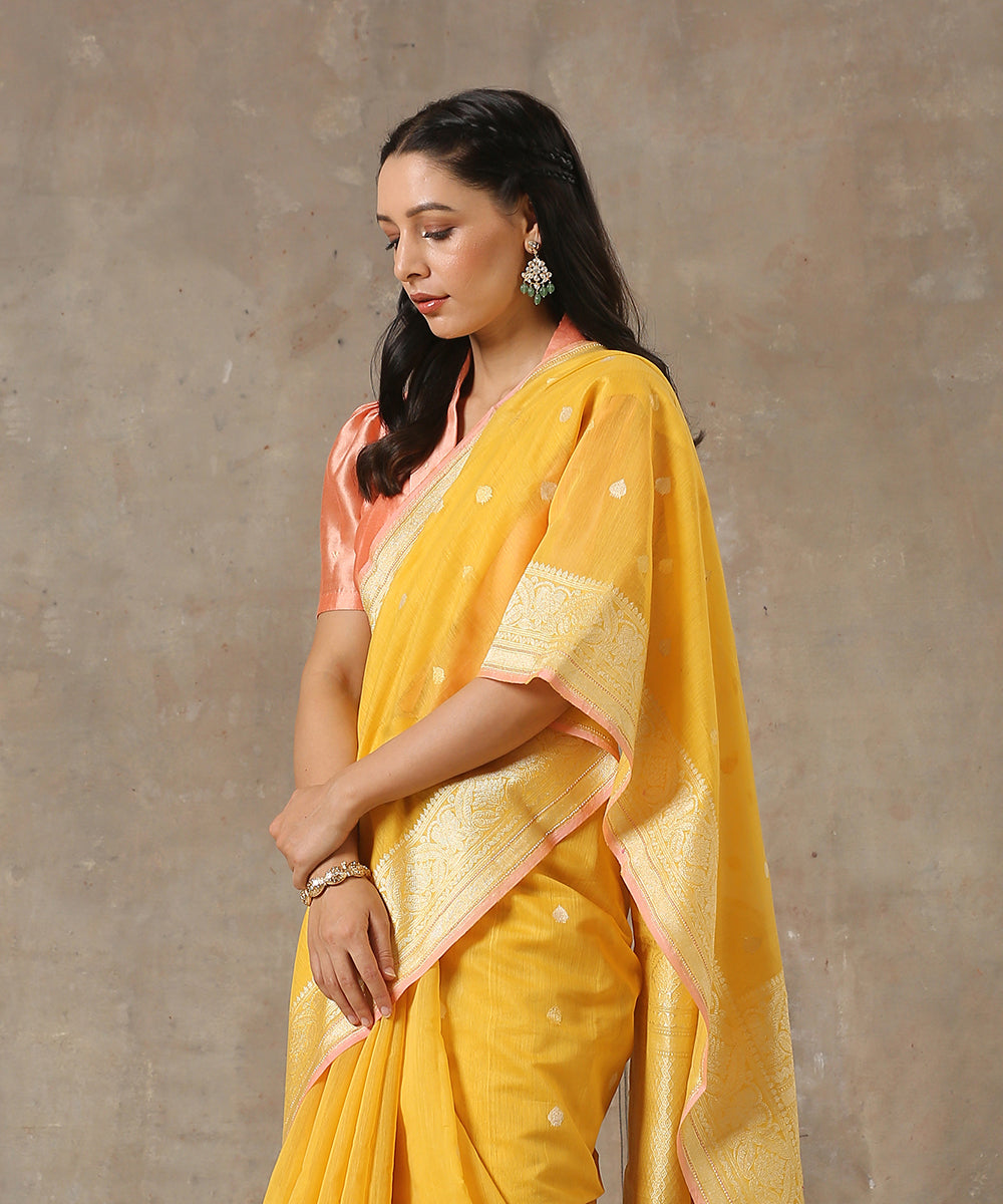 Mustard_Yellow_Handloom_Pure_Cotton_Banarasi_Saree_with_Sona_Rupa_Kadhwa_Booti_WeaverStory_01