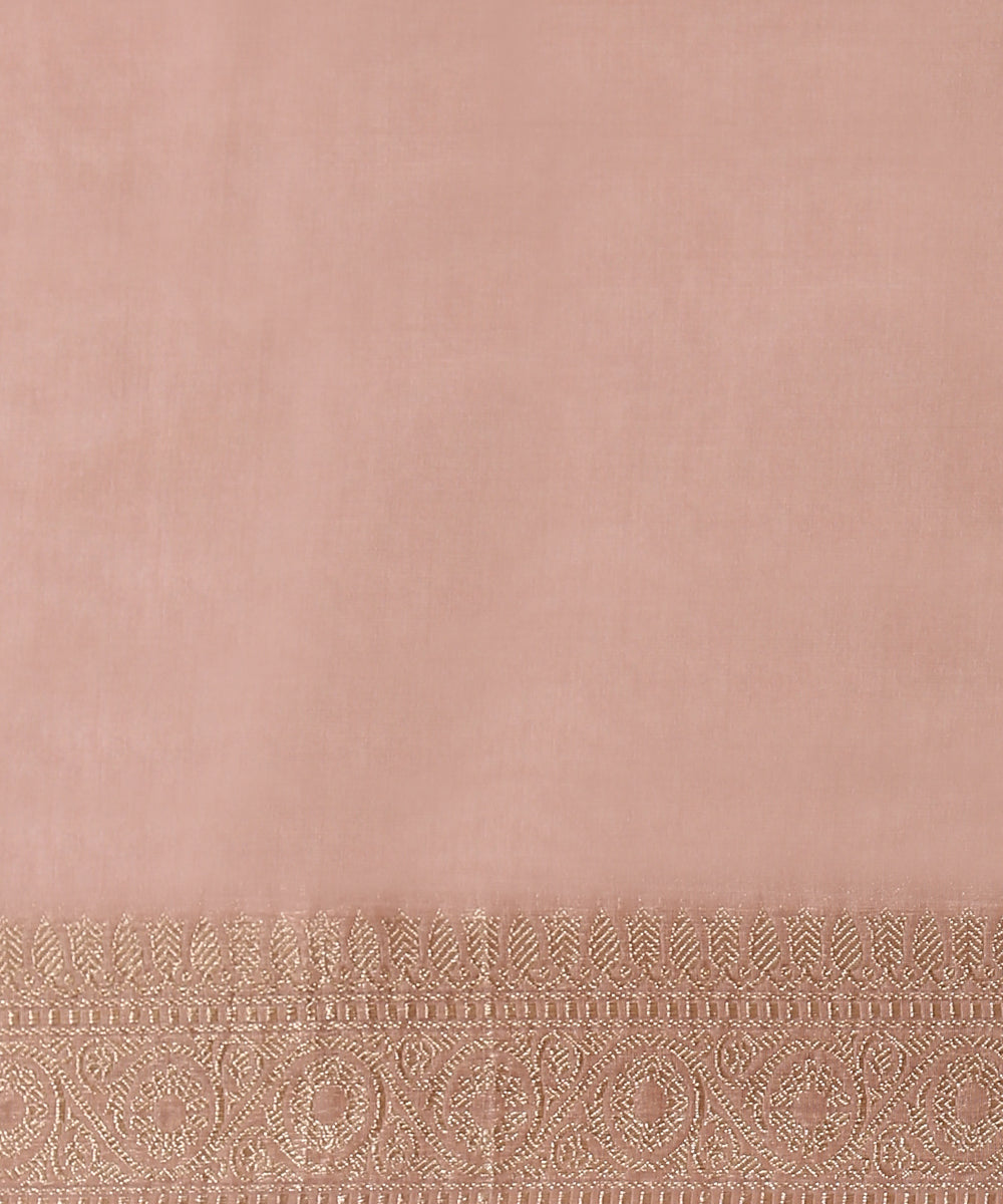 Onion_Pink_Handloom_Kora_Silk_Banarasi_Saree_with_Kadhwa_Booti_WeaverStory_05