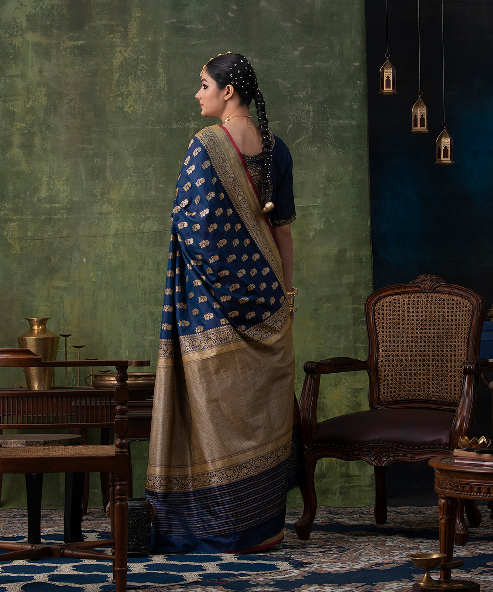 Navy_Blue_Handloom_Pure_Katan_Silk_Banarasi_Saree_with_Cutwork_Booti_WeaverStory_03