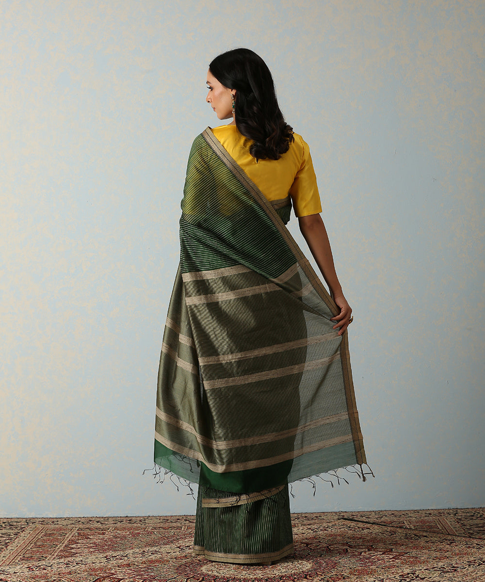 Handloom_Green_Stripes_Maheshwari_Saree_WeaverStory_03