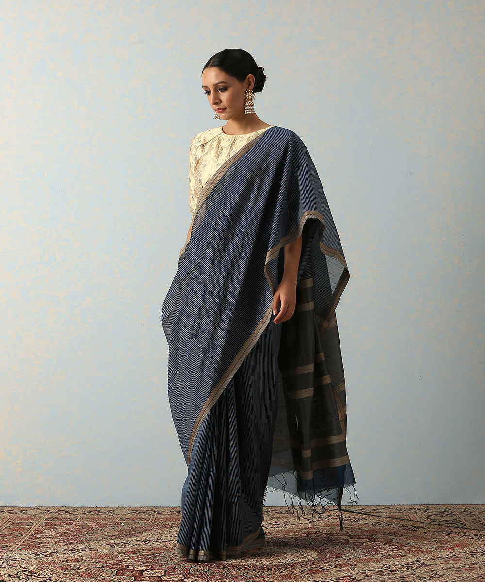 Blue_Handloom_Stripes_Maheshwari_Saree_WeaverStory_02